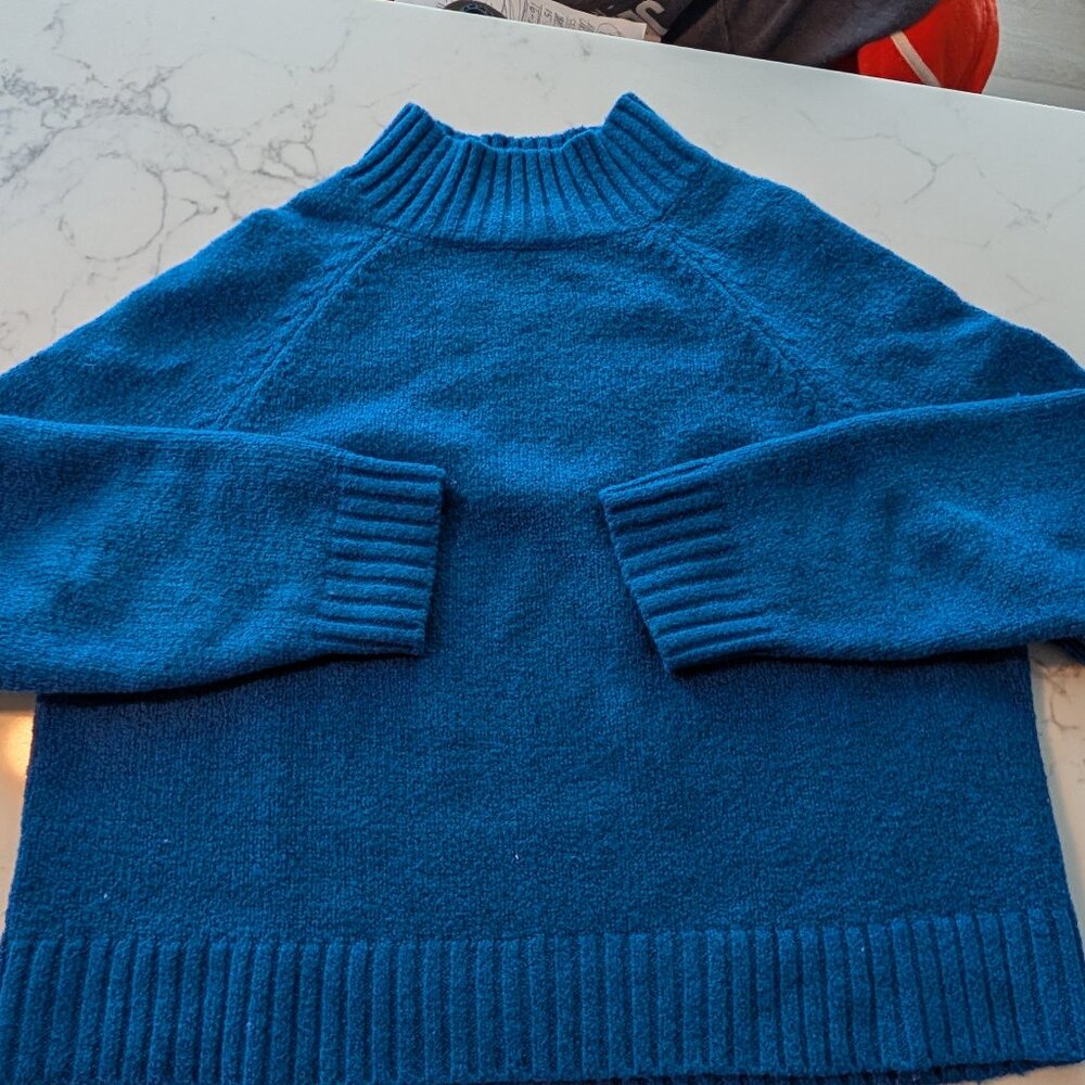 Cropped, boxy sweater from Old Navy, size M